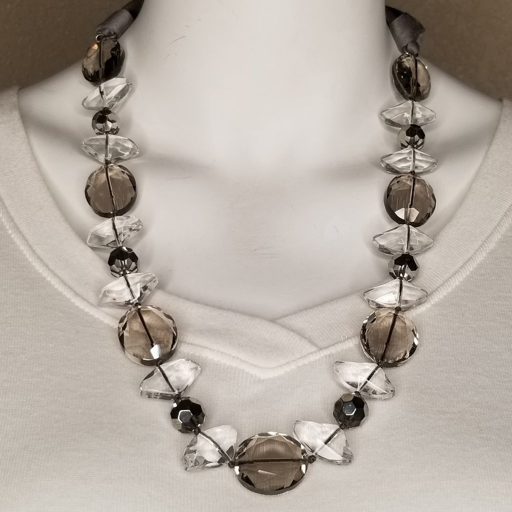 Stella & Dot Ribbon Tie Necklace